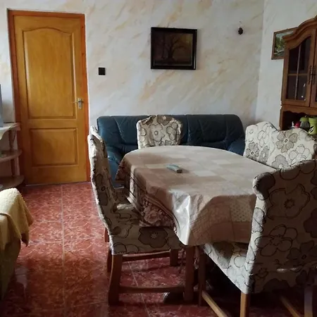Appartement In 35317
